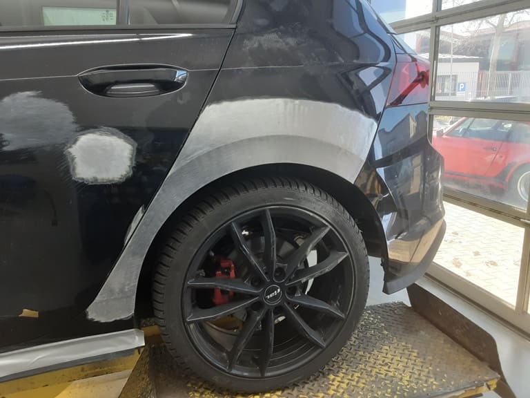 Auto vor Lackierung